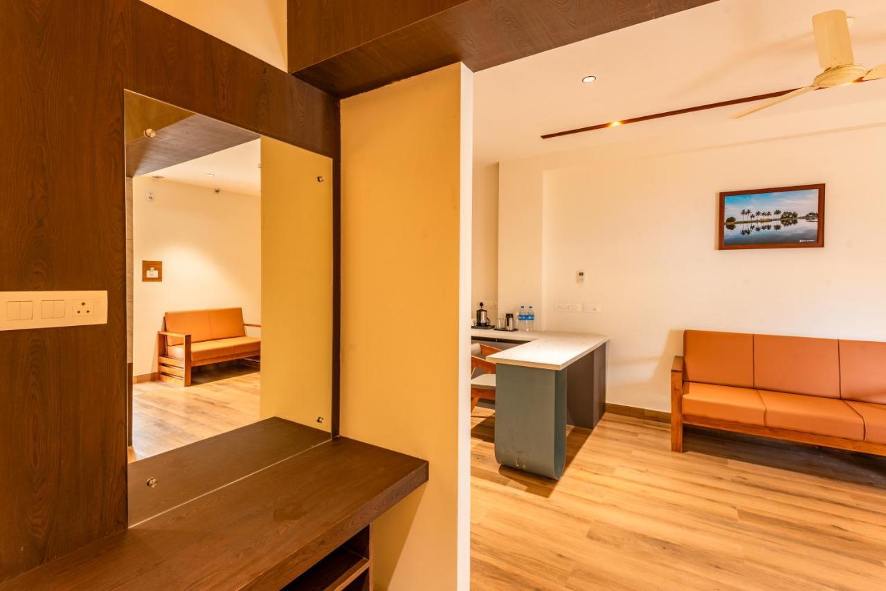 Hotel Stay Bella Kozhikode Buitenkant foto