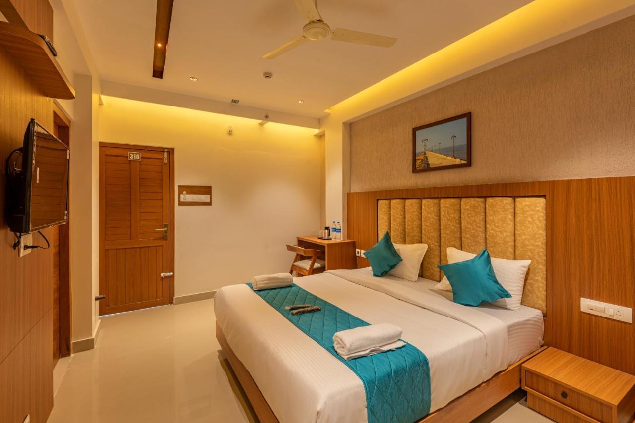 Hotel Stay Bella Kozhikode Buitenkant foto